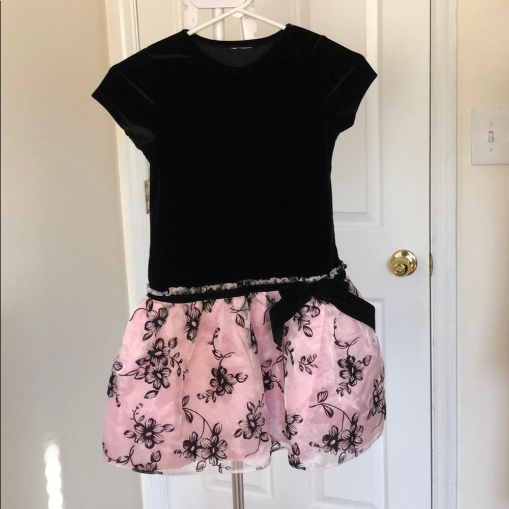 Girl dress